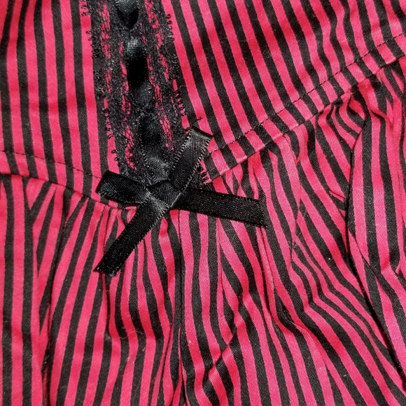 LIP SERVICE gothic red striped micro skirt - Picture 3 of 3